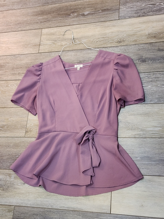 Lily White Tops - Lily White Dusty Mauve Wrap Peplum Tie Blouse Size Large